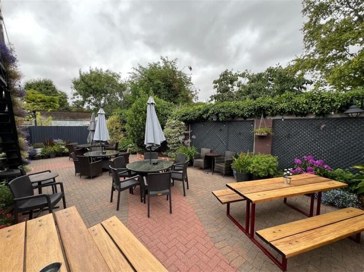 Licenced Trade, Pubs & Clubs For Sale in Wellingborough