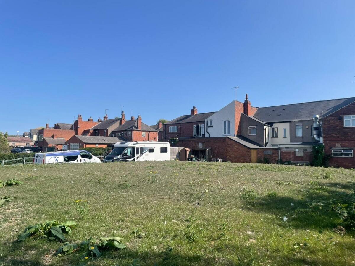 NOTTINGHAMSHIRE - COMMUNITY PUB SITUATED ON A LARGE PLOT Photo 15