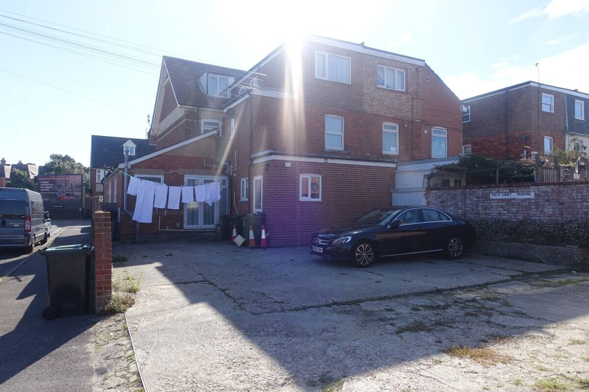 Immaculate Freehold Guest House Convenient Beach in Weymouth Photo 15