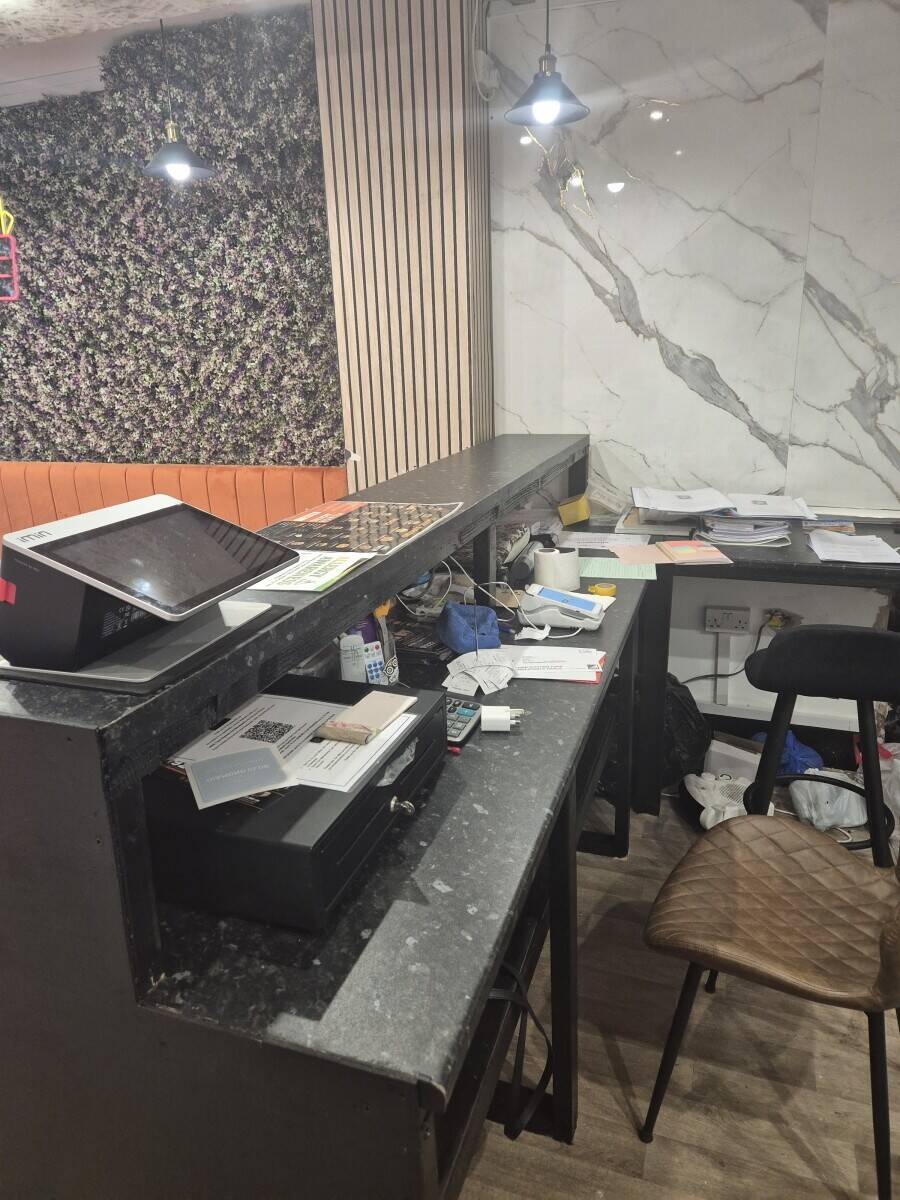 Fast food Dessert Takeaway shop for sale in Walsall