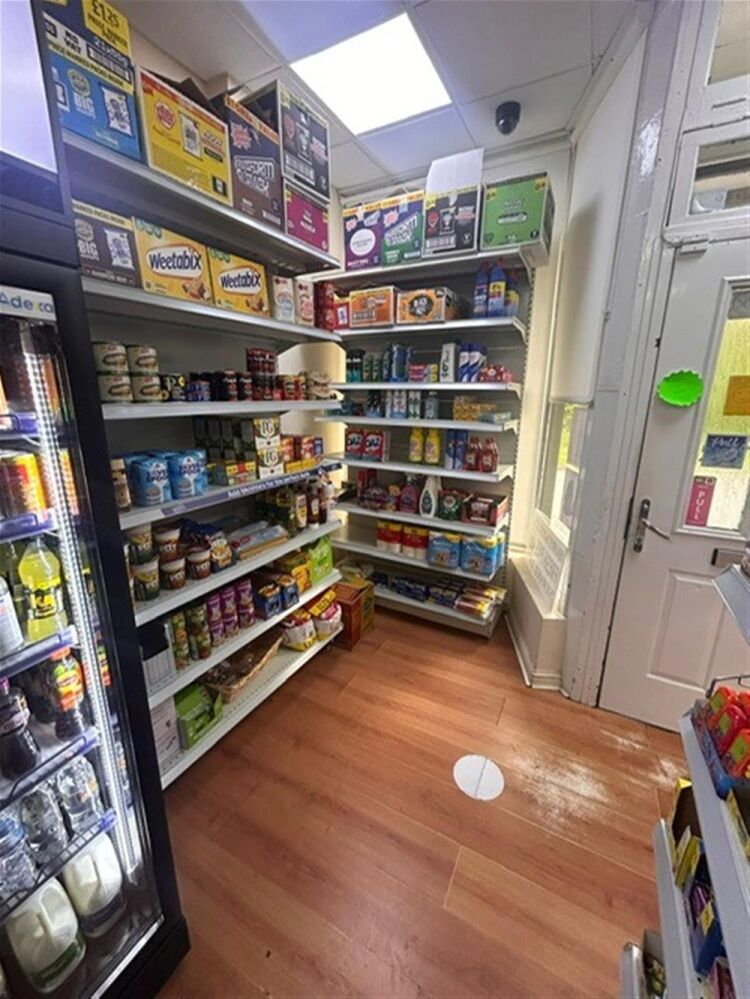 LICENSED CONVENIENCE STORE / SANDWICH BAR WINSFORD CHESHIRE Photo 15