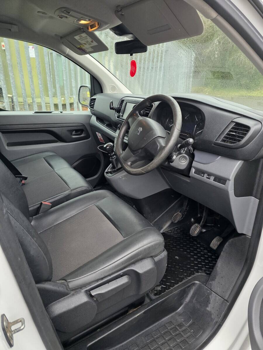 Professional Mobile Valeting Van –Equipment Under Warranty Photo 15