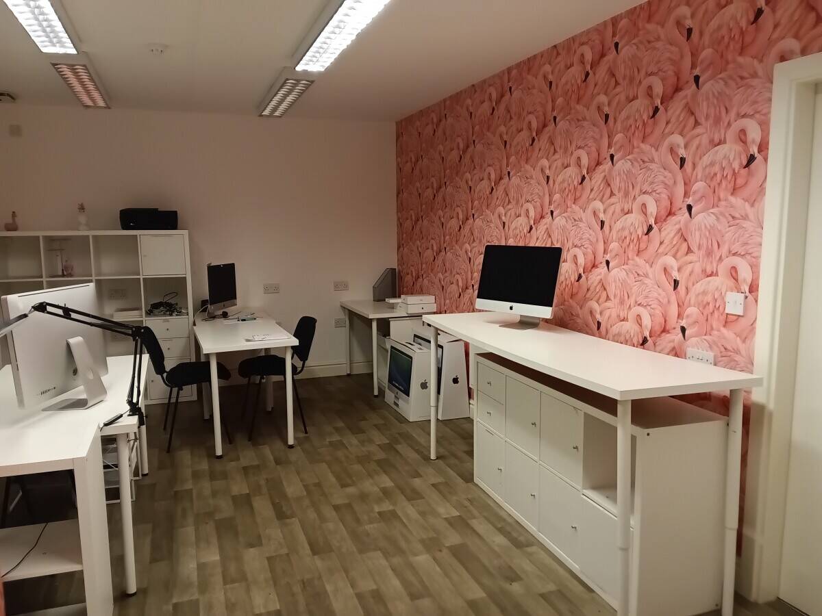Leasehold Profitable Shopfitting Supplies Retail Wholesale Equipment Business Preston For Sale Photo 15