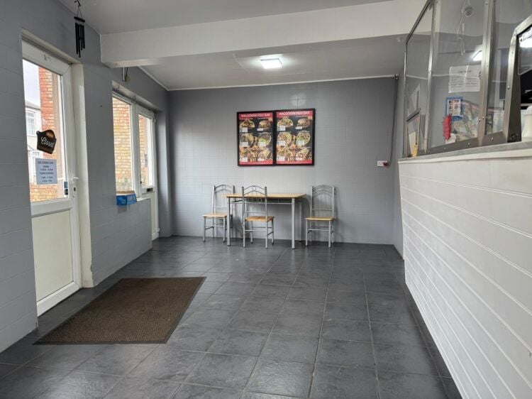 Leasehold Fish & Chip Takeaway Located In Walsoken, Wisbech Photo 15