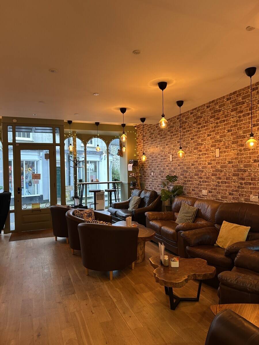 Profitable Coffee Shop &ndash; Tavistock &ndash; Low Hours (9&ndash;4) &ndash; Growth Potential &ndash; &pound;55k
