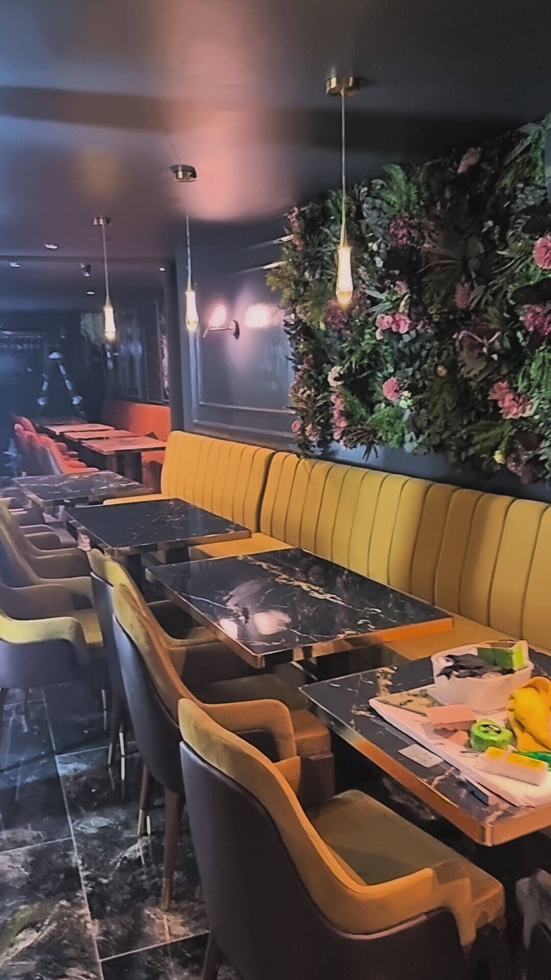 Cafe bistro restaurant