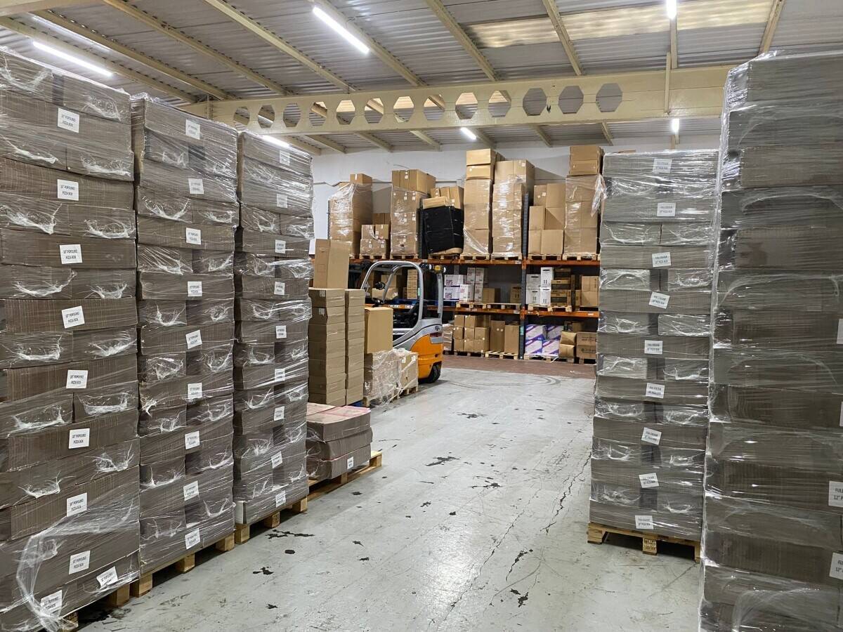 DISPOSABLE FOOD PACKAGING