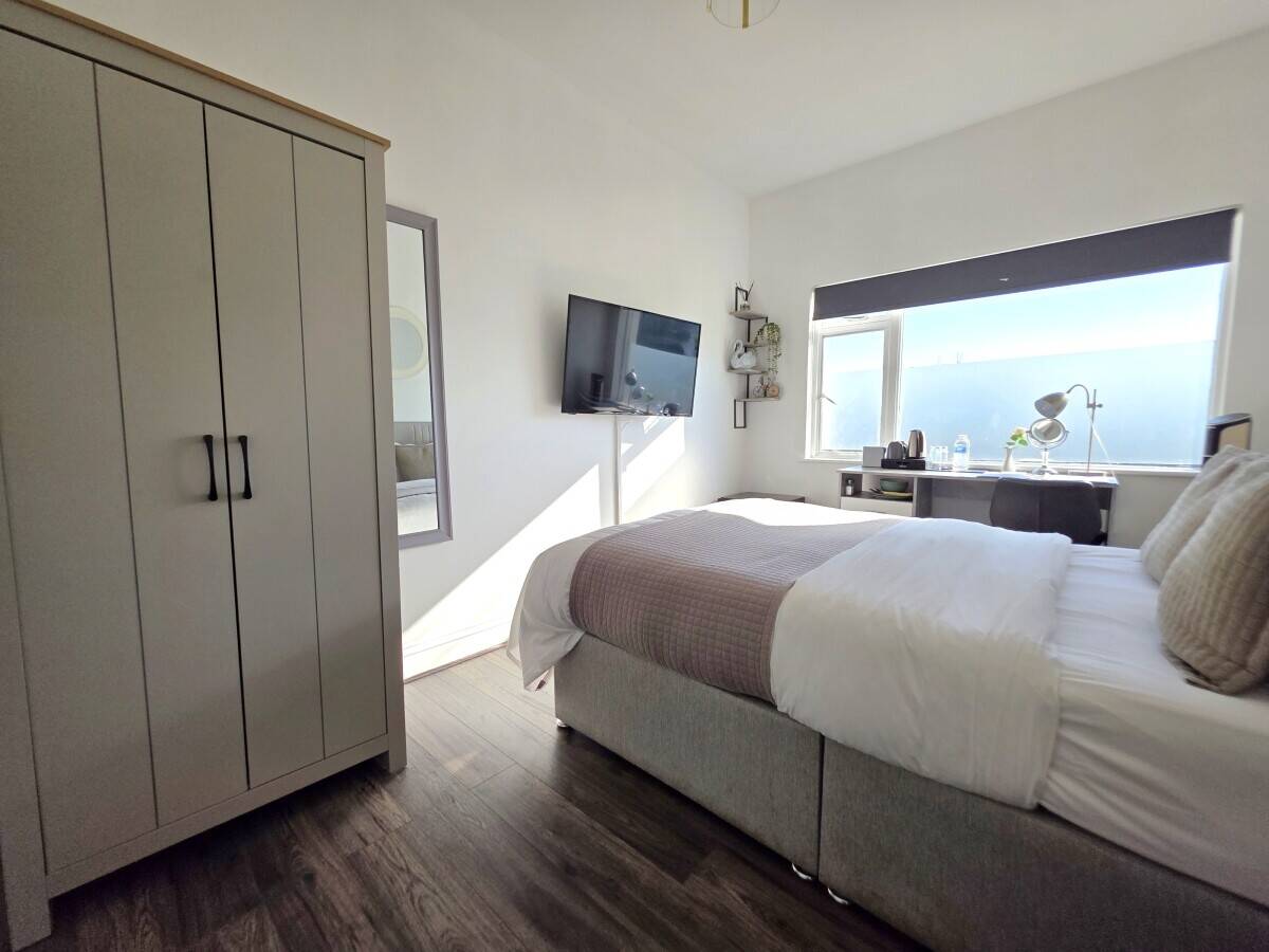 RESTAURANT AND GUEST HOUSE Photo 15