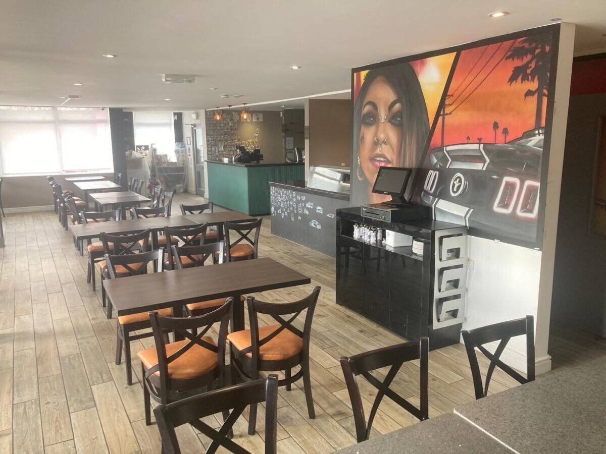 Restaurant to Lease in Prime A21 Location with Extensive Parking Photo 15