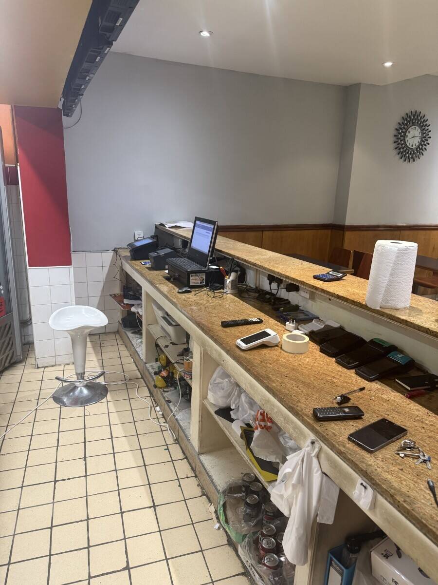 Pizza and Fried Chicken , Butgers Takeaway shop for sale in Saint Neots , Cambridgeshire Photo 15