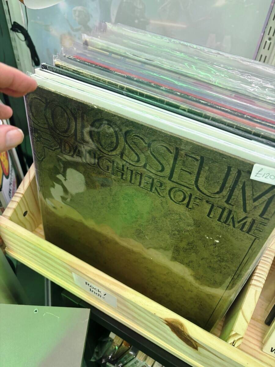 INDEPENDENT RECORDS & RETRO CULTURE STORE–FOR SALE – SEVENOAKS/TONBRIDGE AREA Photo 15