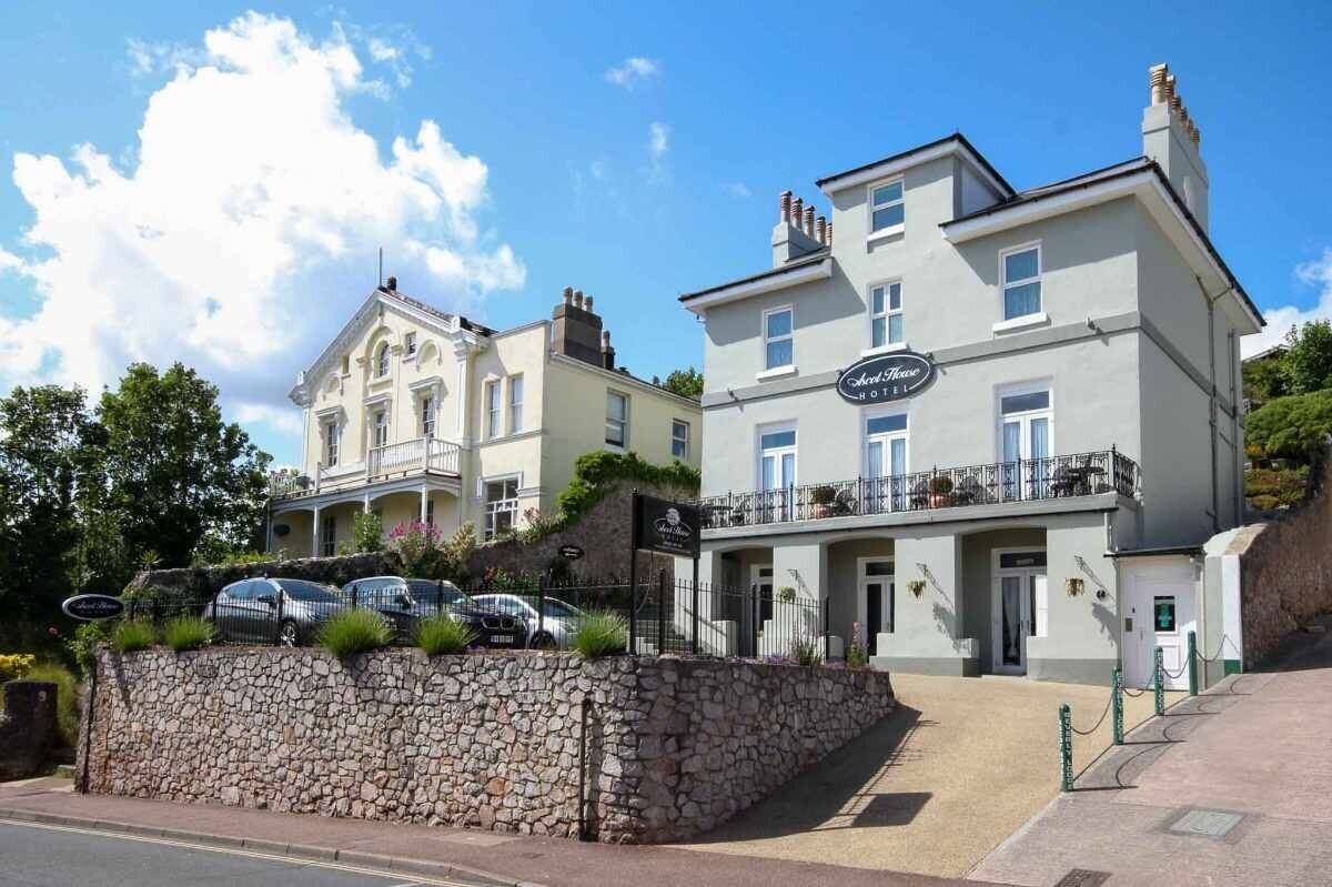 A striking Victorian villa boutique hotel for sale