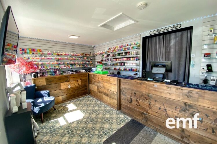 Traditional Vape Shop Chain Photo 15