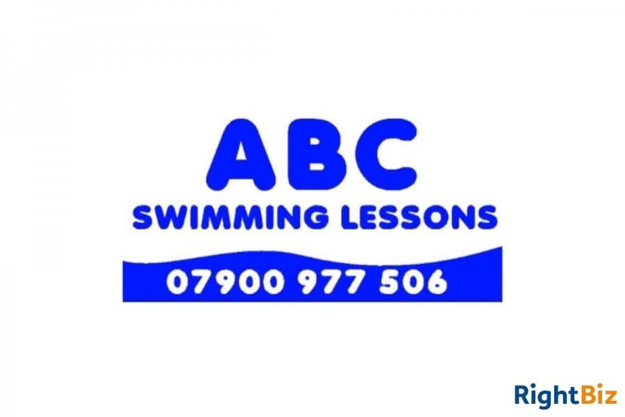 Private swim school and B&B. live and work from home Photo 2