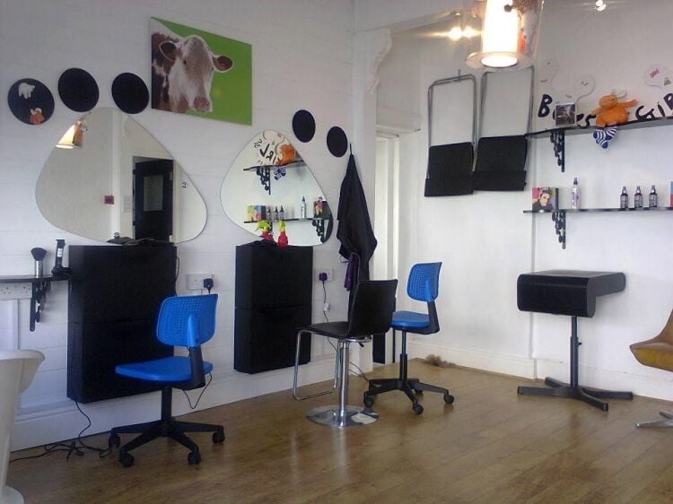 Thriving Specialist Children’s Hair Salon open to offers Photo 2