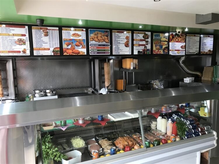 FASTFOOD TAKEAWAY & DELIVERIES WITH PRIVATE APARTMENT IN MALTBY TOWN CENTRE Photo 2