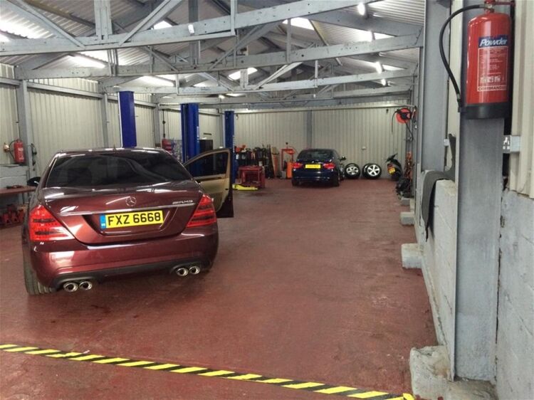 GENERAL AUTO REPAIRS CENTRE IN CARDIFF SUBURB Photo 2