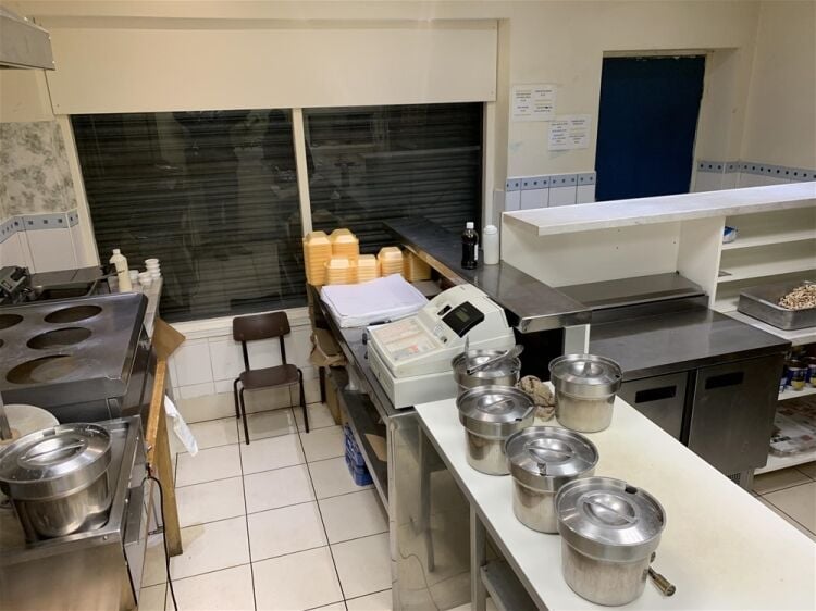 FASTFOOD TAKEAWAY & DELIVERIES IN GRIMETHORPE Photo 2