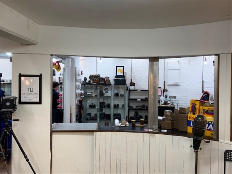 RETAIL & ONLINE QUALITY USED PHOTOGRAPHIC EQUIPMENT IN SHREWSBURY Photo 2