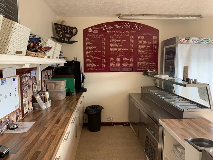 FREEHOLD OR LEASEHOLD BAGUETTE & SANDWICH TAKEAWAY & DELIVERIES WITH FAMILY HOME IN BARROW Photo 2