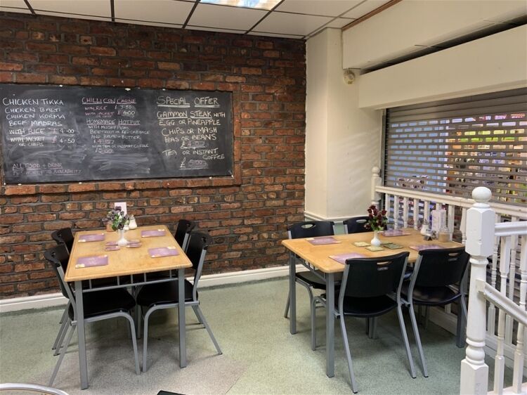 POPULAR COFFEE SHOP & BISTRO IN ASHTON IN MAKERFIELD TOWN CENTRE