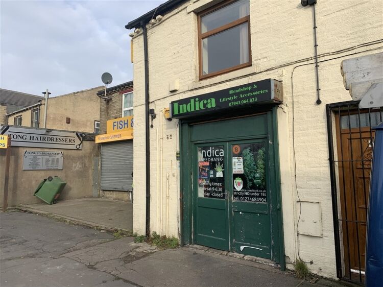 ALTERNATIVE SMOKING & LIFESTYLE SUPPLIES EMPORIUM (HEAD SHOP) IN BRADFORD SUBURB Photo 2