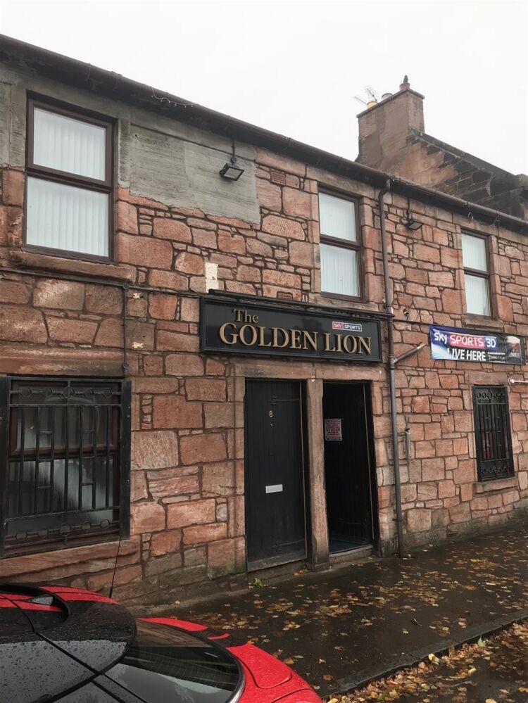 TOWN CENTRE FREE OF TIE PUBLIC HOUSE IN EAST AYRSHIRE