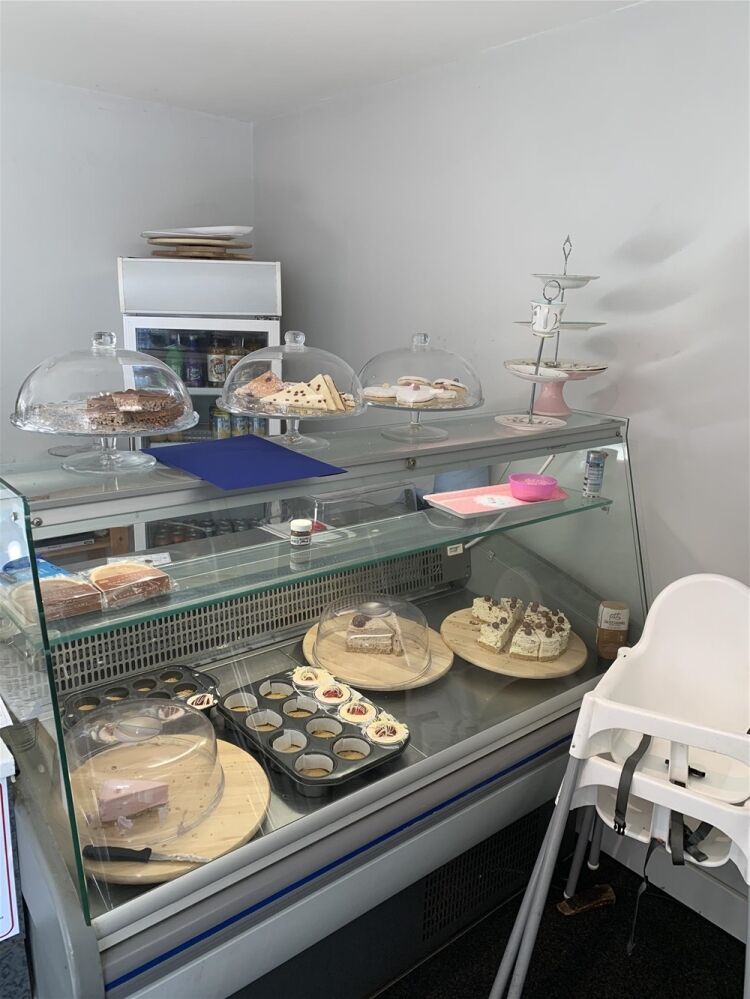 POPULAR COFFEE SHOP & PATISSERIE IN WEST LOTHIAN Photo 2