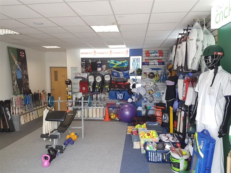 ONLINE RETAIL OF SPORTS EQUIPMENT & CLOTHING