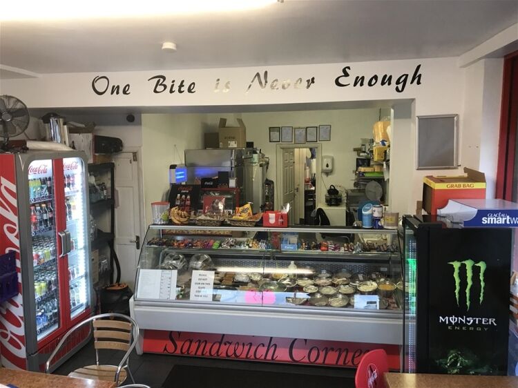 POPULAR SANDWICH BAR & COFFEE SHOP NEXT TO BRAMHALL LANE STADIUM
