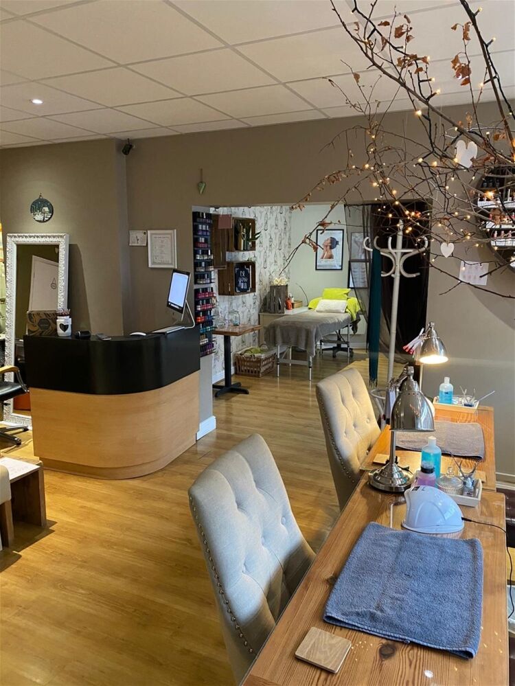 LUXURY HEALTH & BEAUTY STUDIO NEAR NOTTINGHAM Photo 2