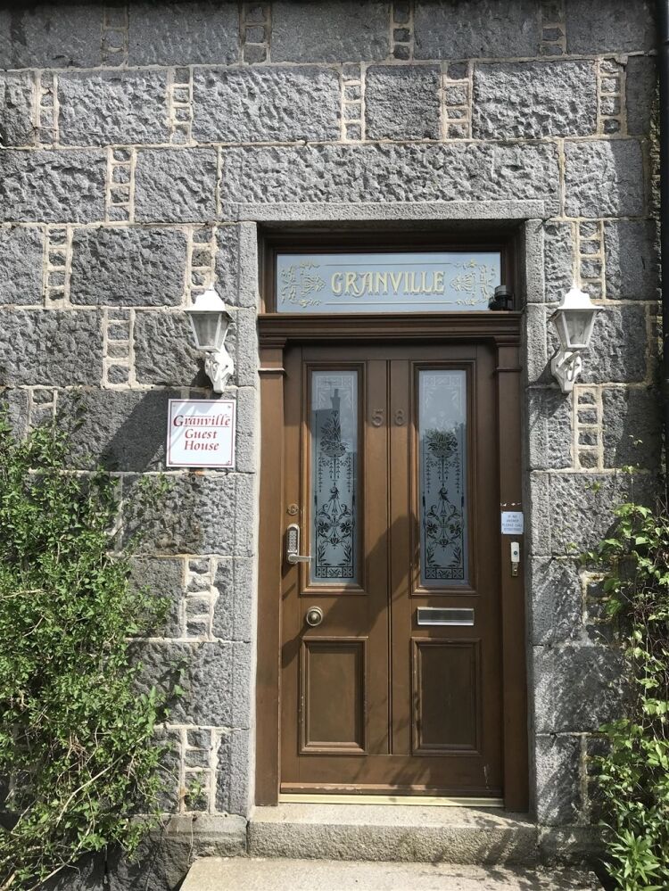 CHARMING BED & BREAKFAST GUEST HOUSE IN DYCE/ABERDEEN Photo 2