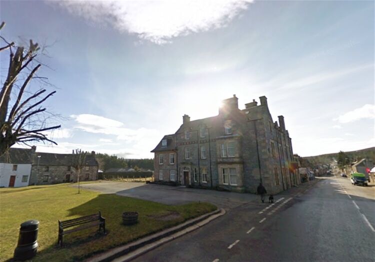 FREEHOLD VILLAGE HOTEL/PUBLIC HOUSE & RESTAURANT IN THE CAIRNGORMS