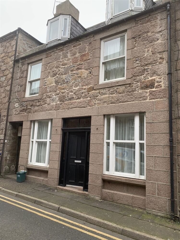 IMPRESSIVE FREEHOLD GUEST HOUSE & STUDIOS/ 7 CHARMING PROPERTIES IN PETERHEAD TOWN CENTRE Photo 2