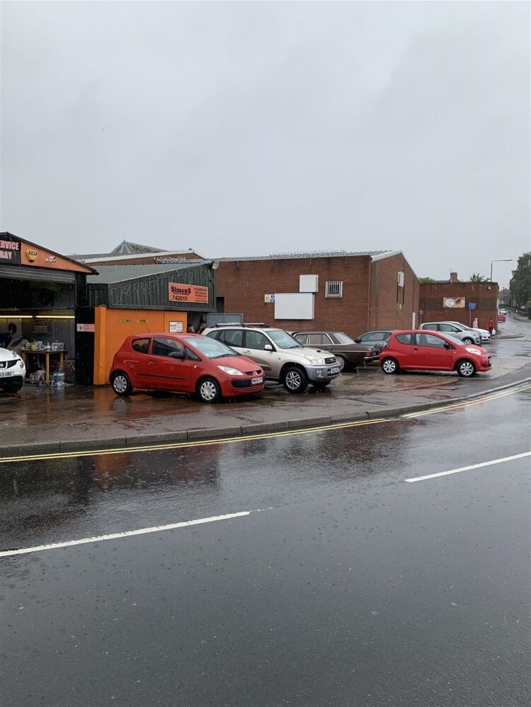 FREEHOLD AUTO MECHANICAL & BODY REPAIRS CENTRE NEAR MANSFIELD Photo 2