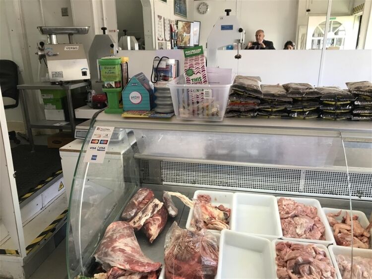 PREMIUM QUALITY HALAL BUTCHERS IN BIRMINGHAM SUBURB