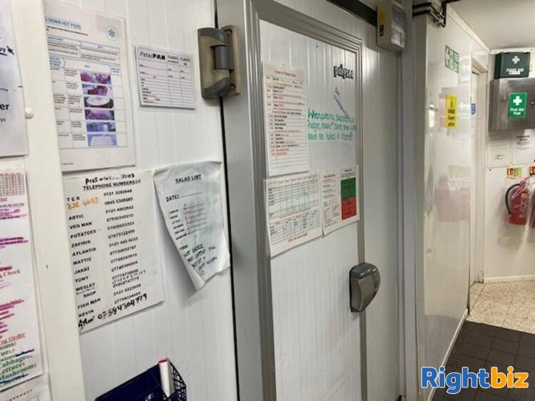 Leasehold Fish & Chip Takeaway Located In Billesley Photo 2