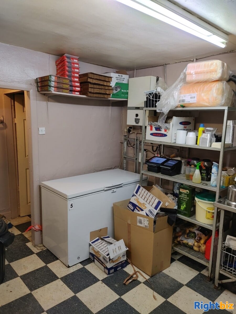 Pizza takeaway business to rent Photo 2