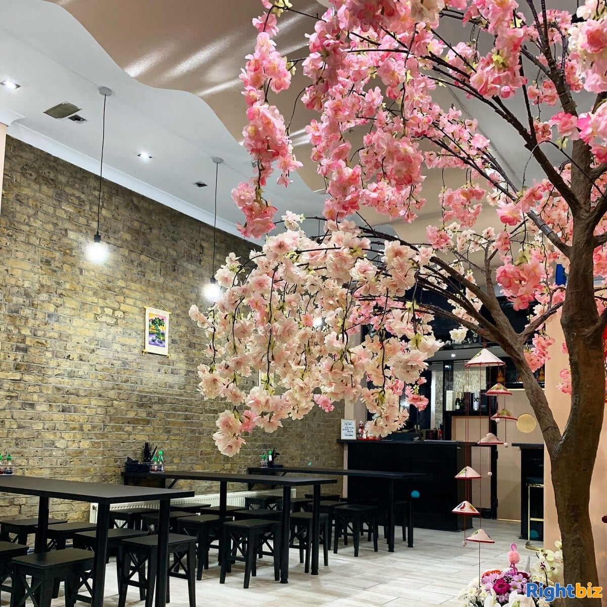 VIETNAMESE RESTAURANT FOR SALE IN SW LONDON Photo 2