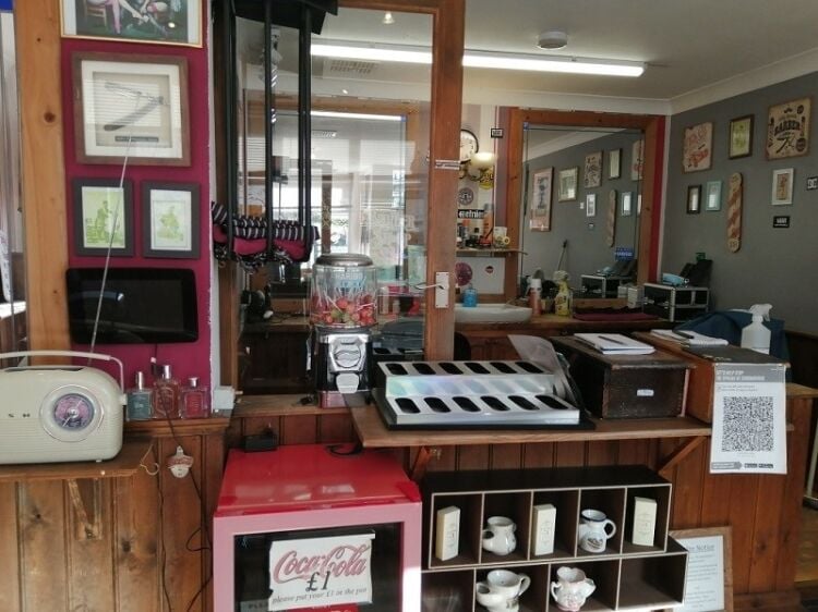 Award winning Hair & Beauty salon with a separate Barber Shop for sale Photo 2