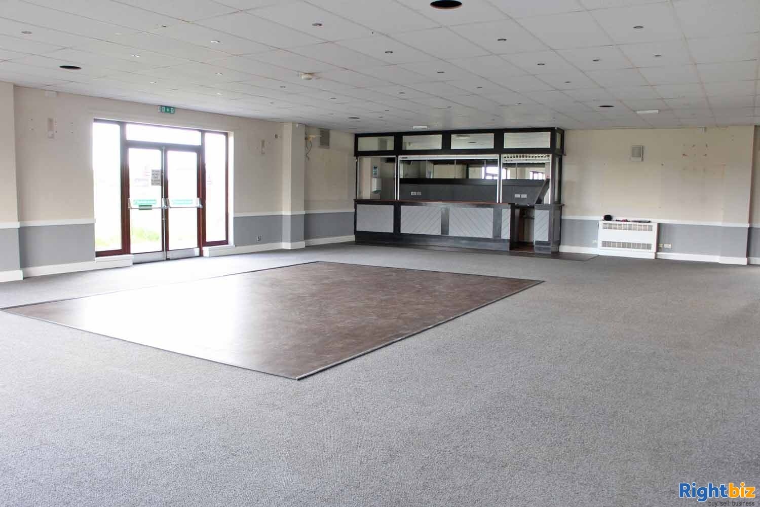 NOTTINGHAMSHIRE - 8.5 ACRE FOOTBALL GROUND BOWLS GREEN AND SOCIAL CLUB Photo 2