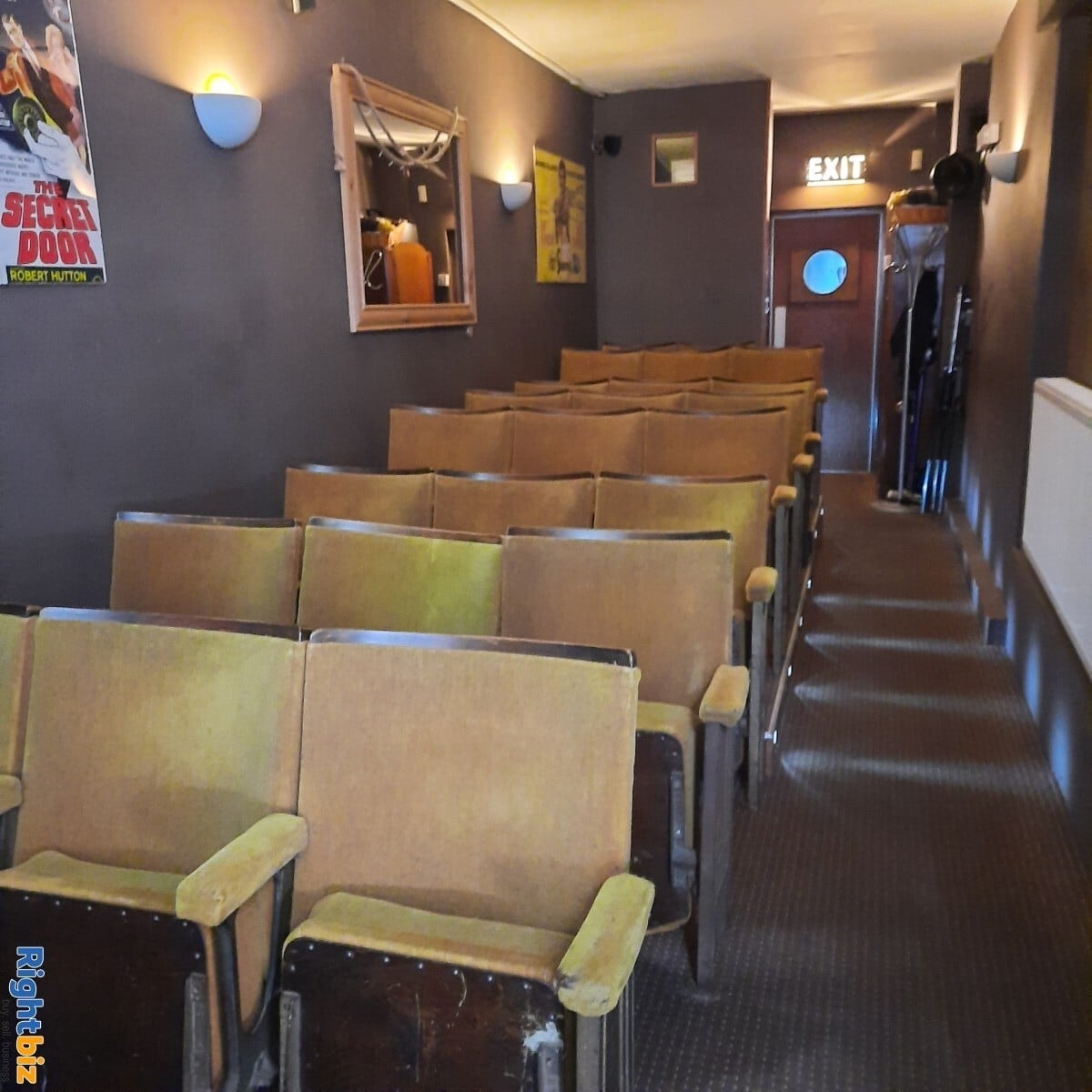 Licensed Cafe Bar & Cinema Photo 3