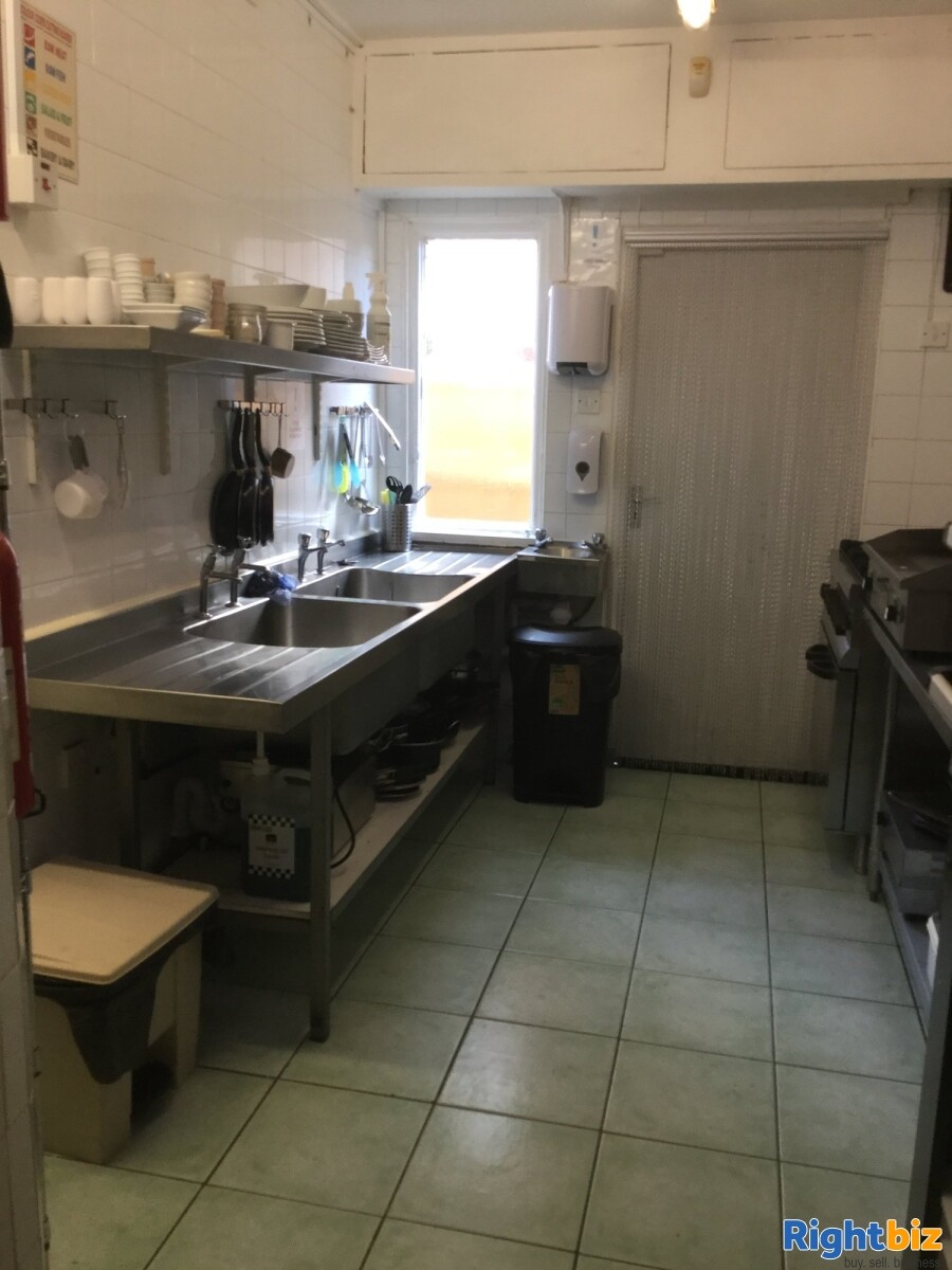 Licensed café/bistro and Cocktail Bar Business For Sale