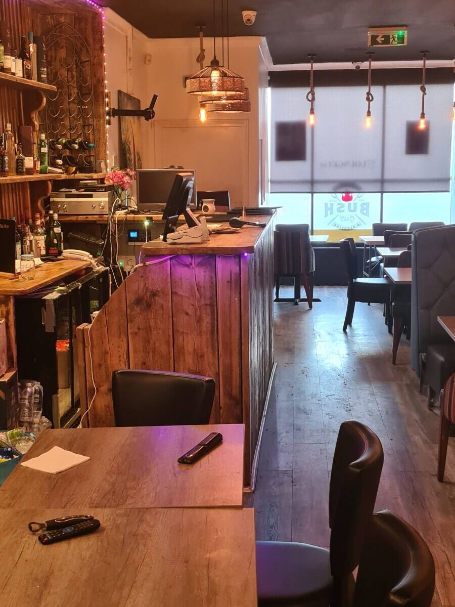 Leasehold Well Equip and furnished restaurant Business for sale Photo 2