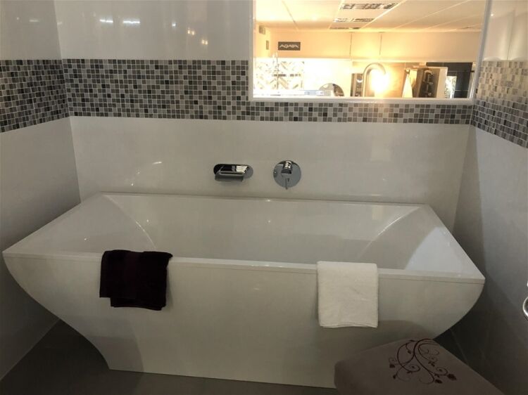 EASY TO RUN BATHROOM DESIGN & SALES AND COMPLETE FITTING SERVICE - CUMBRIA