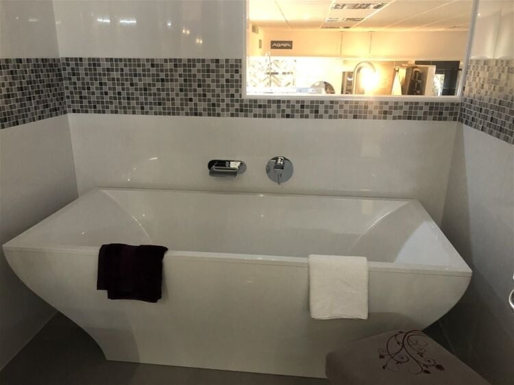 EASY TO RUN BATHROOM DESIGN & SALES AND COMPLETE FITTING SERVICE - CUMBRIA Photo 2