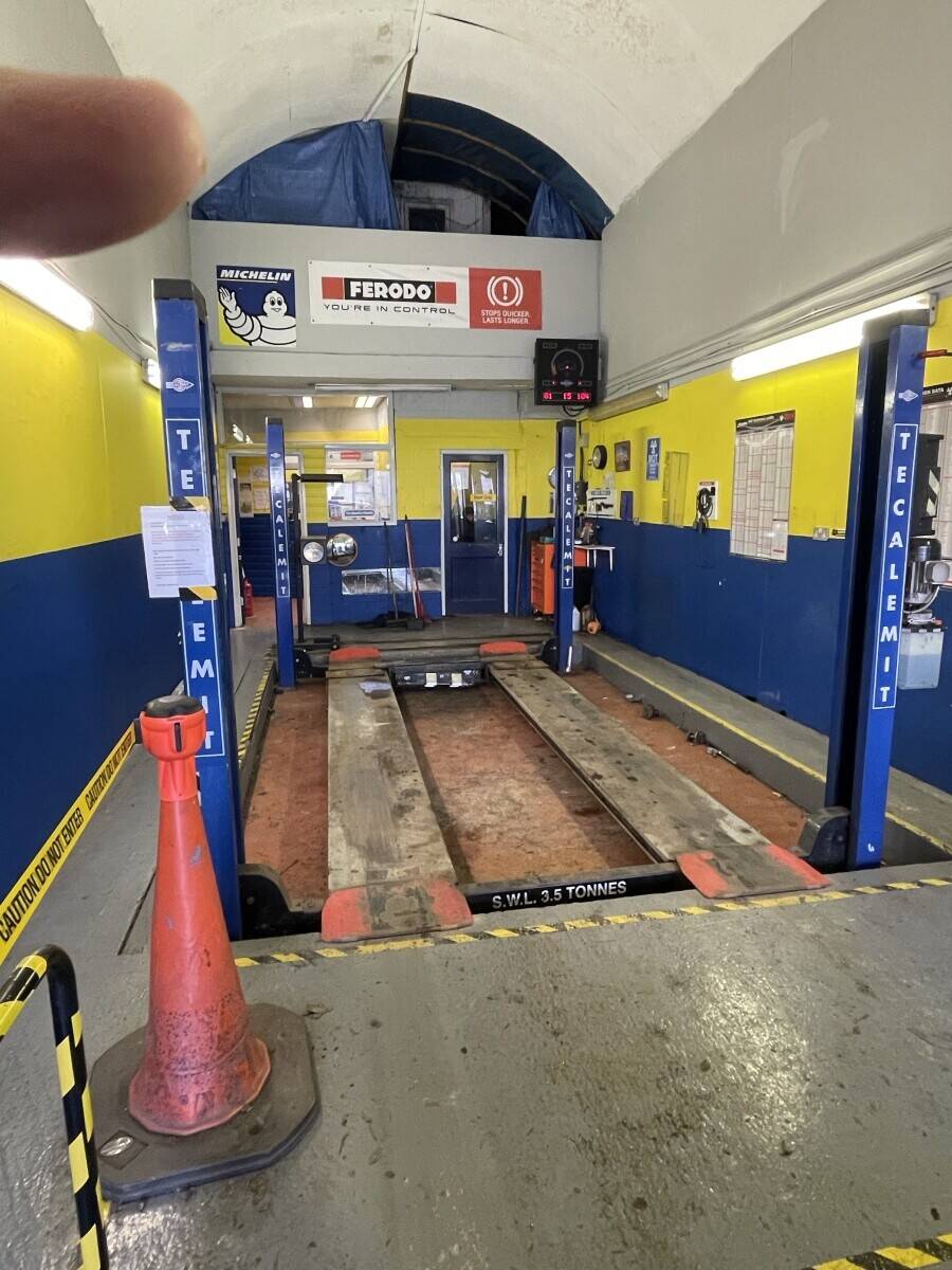 Busy Garage M.O.T Centre for Sale
