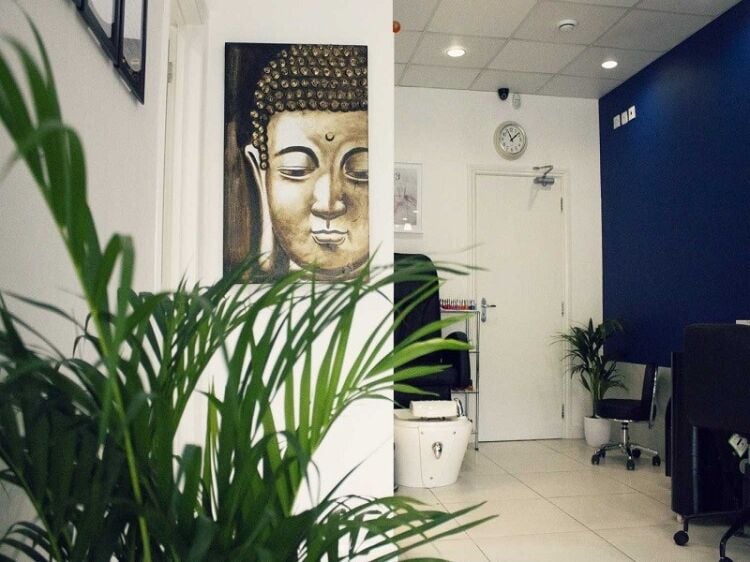 Well established Beauty and Skincare salon for sale Photo 2