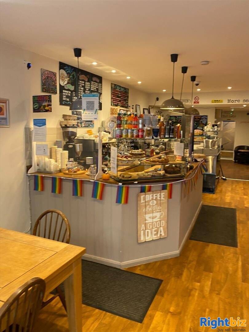 For Sale is a fantastic opportunity to buy a coffee house business located in Margate Photo 2
