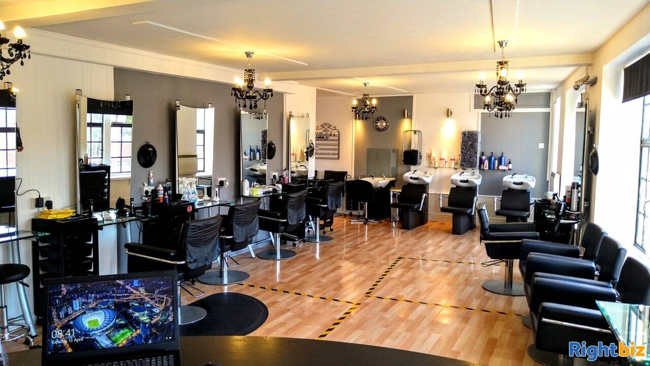 Spacious Hair Salon with 3 Bed Flat (Currently sublet) - Yeovil